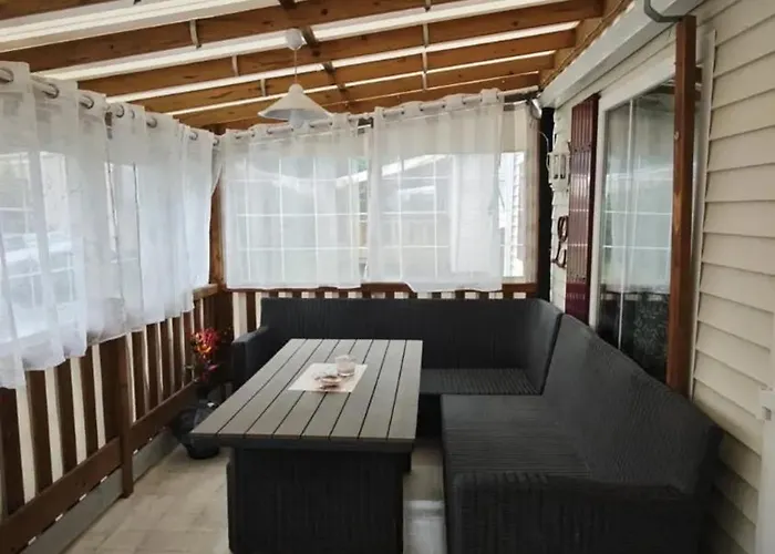 Confortable Pres De Saint-augustin Avec Piscine Сasa de vacaciones