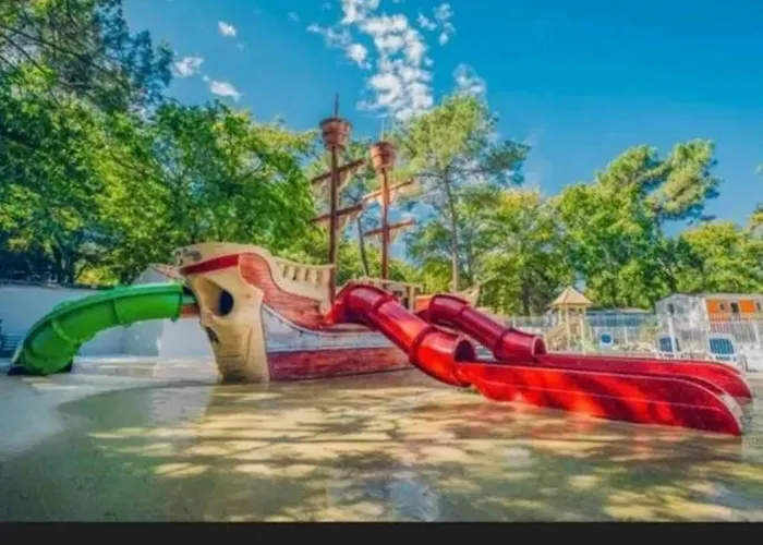 Confortable Pres De Saint-augustin Avec Piscine Сasa de vacaciones